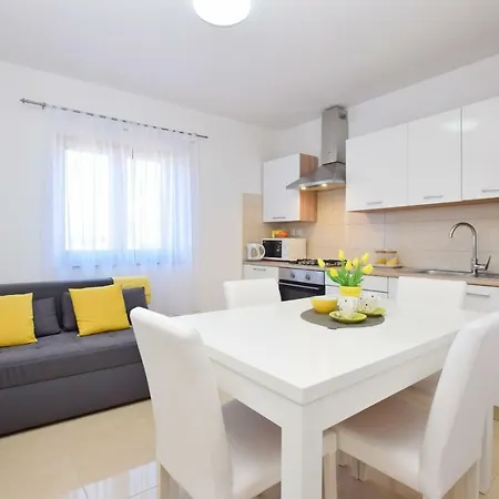 Maja Apartment Vrsi